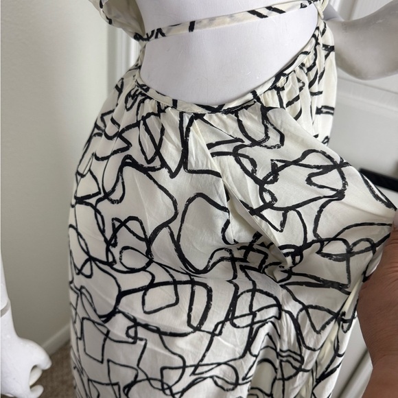 Astr Black and White Spaghetti Strap Maxi Sundress Size Small. A44 - Picture 11 of 17